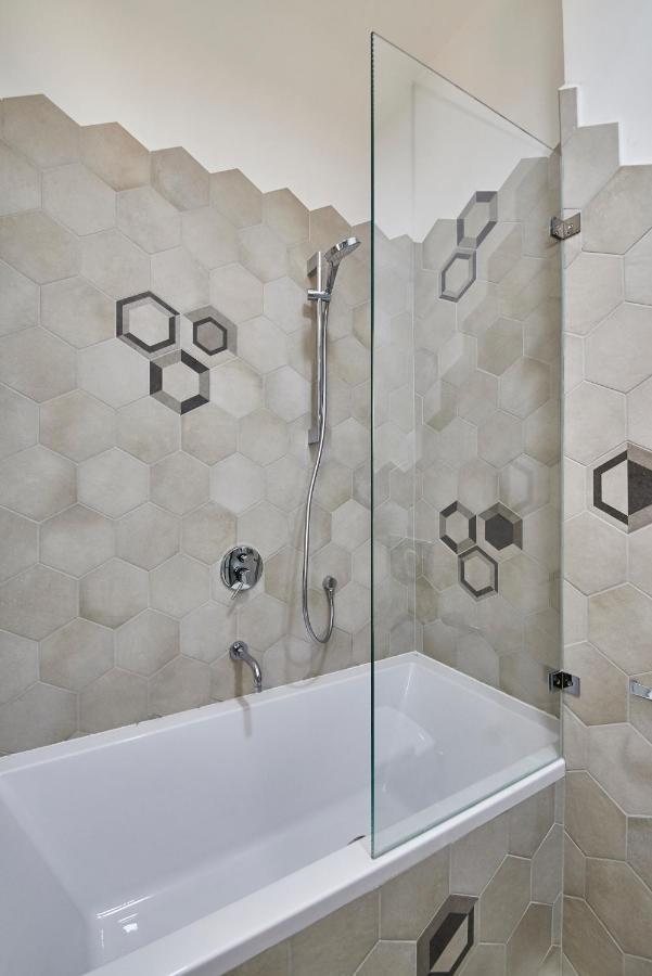Orangehomes Unique Design 3 Bathrooms Flat Будапеща Екстериор снимка